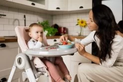 Momi Luxuria Dark Grey Kinderstoel KRKA00004 22 Momi Luxuria Dark Grey Kinderstoel KRKA00004 -Mini Wereld Verkoop Momi Luxuria 1