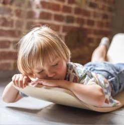 Luna Toys Houten Balansbord Met Zwart Vilt LU-36998 -Mini Wereld Verkoop luna toys houten balansbord sfeer 4