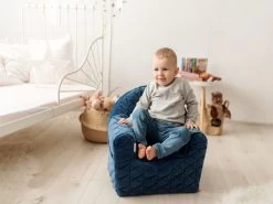 Albero Mio Velvet Navy Kinderfauteuil -Mini Wereld Verkoop mamaloes velvet navy kinderfauteuil 2
